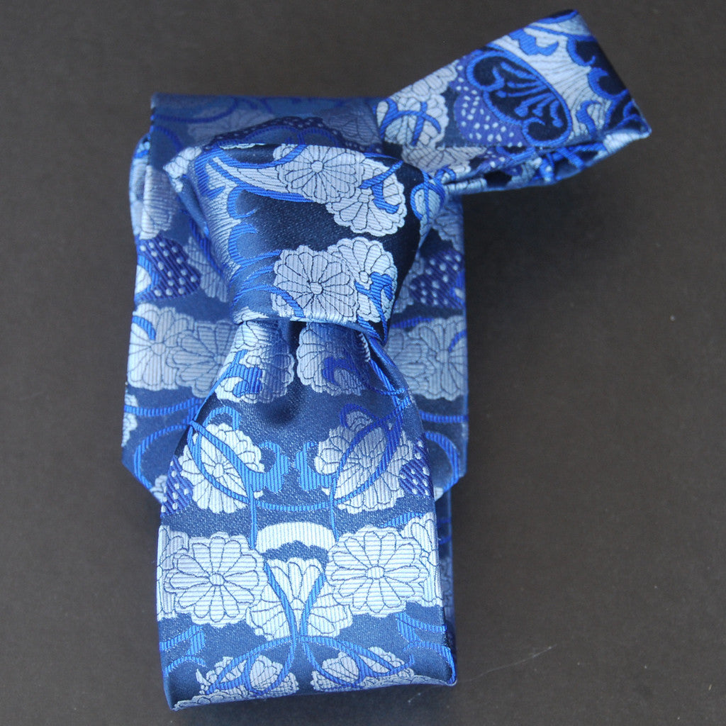 VASE - silver & blues on navy