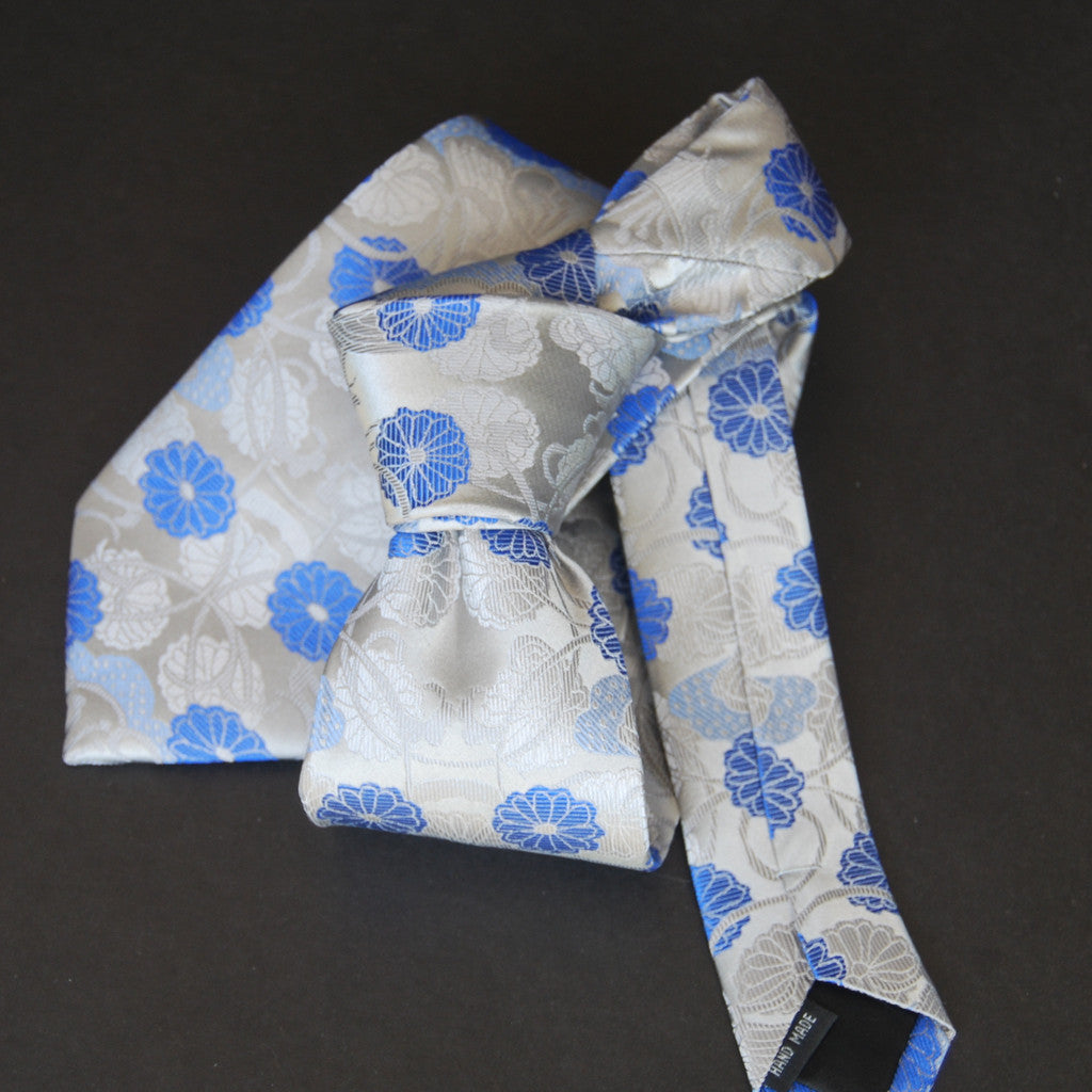VASE - blue & grey on silver