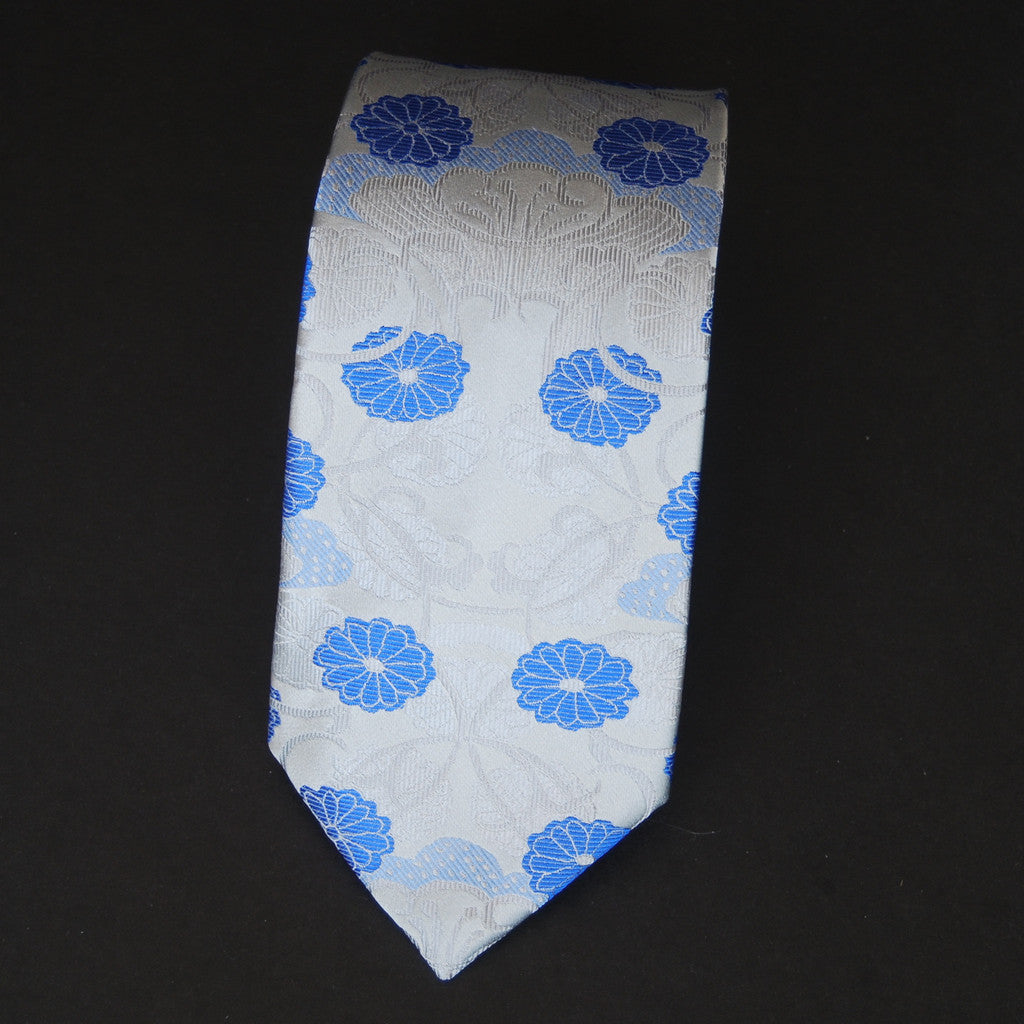 VASE - blue & grey on silver