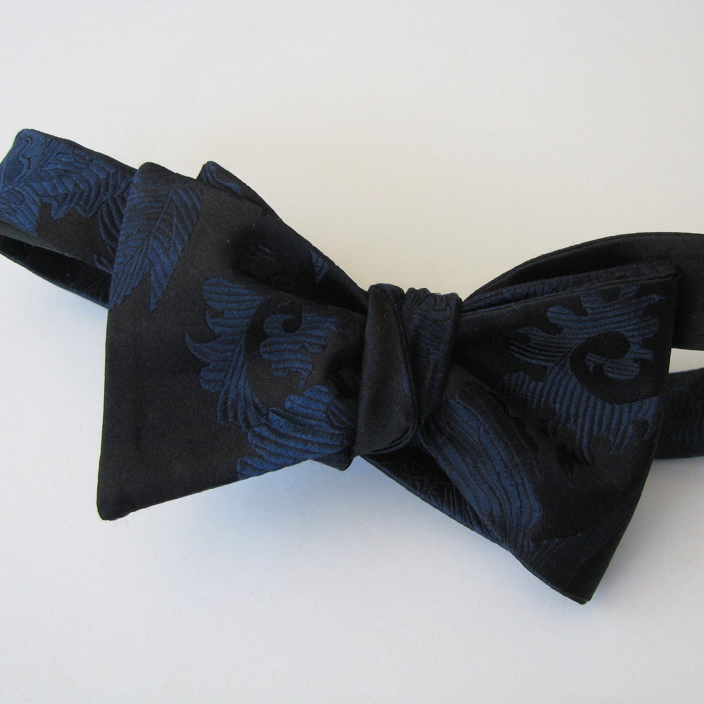 Blue-Black Peony Bowtie