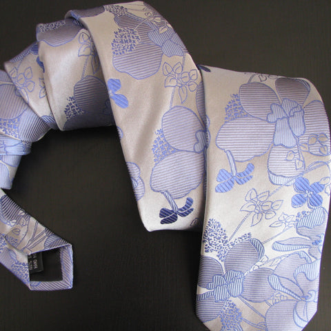 Lilac in shades of blue on silver silk tie