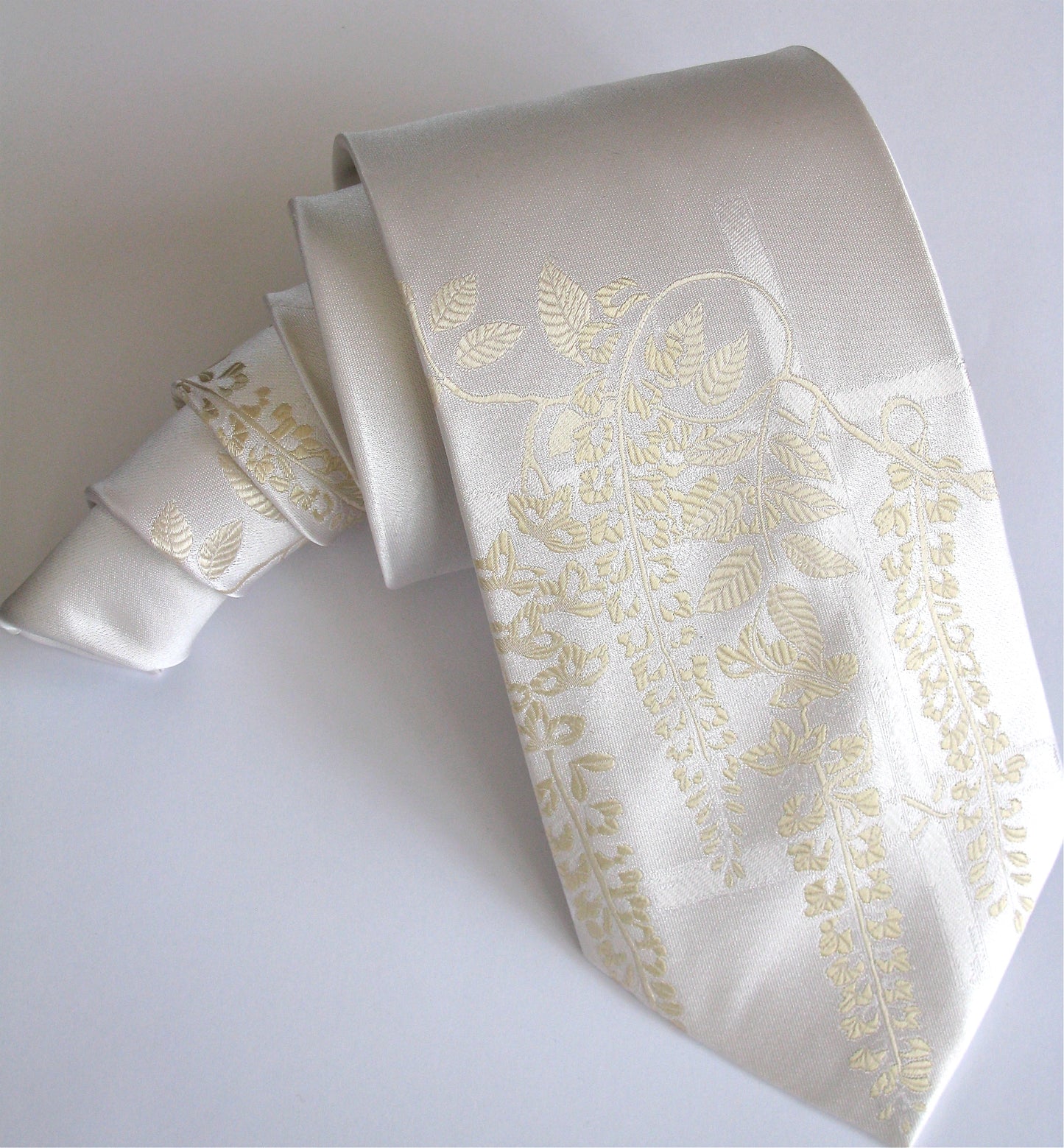 Wisteria-White Silk Tie