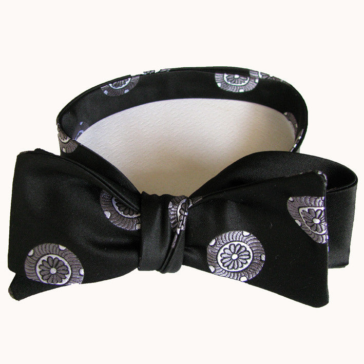 Black mon bow tie