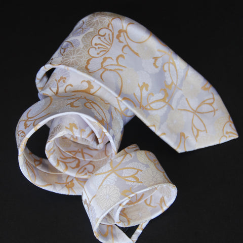 VASE - gold & cream on white