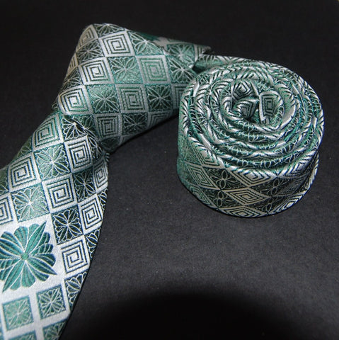 Chrysanthemum Diamond-Green Silk Tie